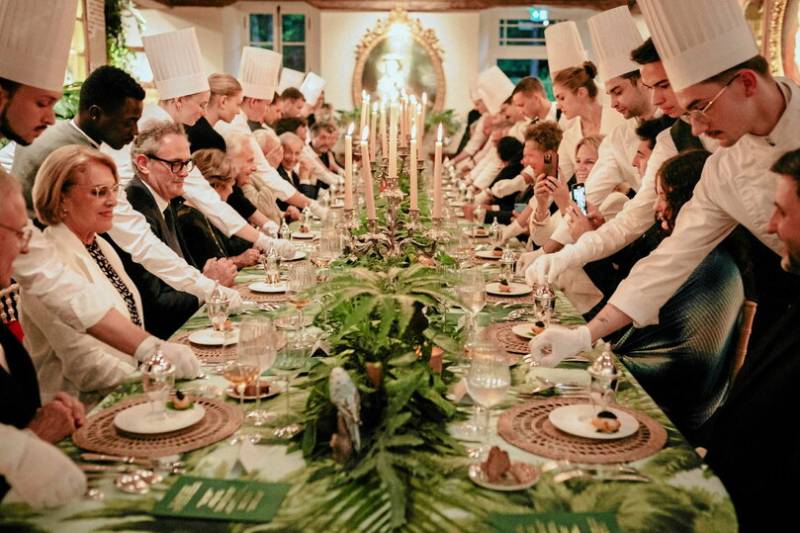 LES PRÉS D'EUGÉNIE - MICHEL GUÉRARD