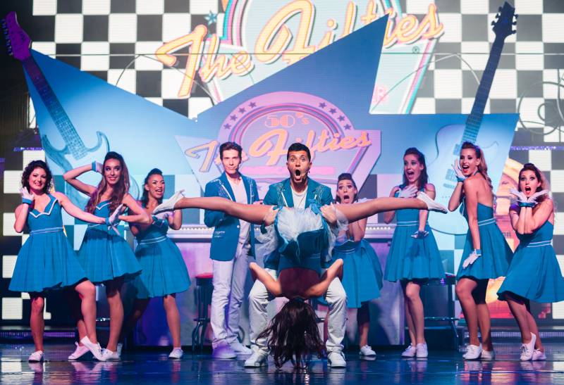 repas spectacle proche bordeaux cabaret