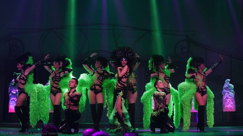 Revue à grand spectacle proche Bordeaux