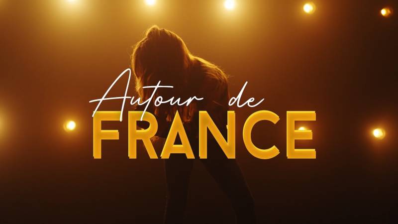 AUTOUR DE FRANCE GALL CABARET LE MIRAGE MEZOS