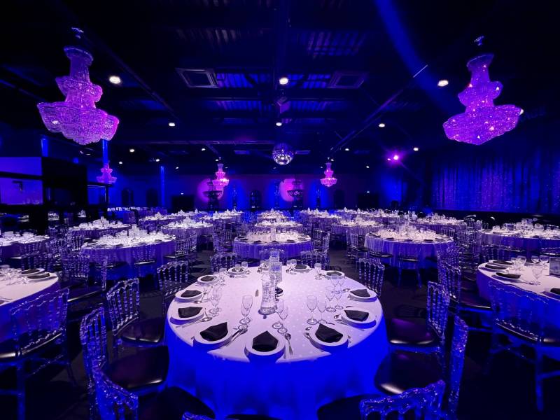 Formule déjeuner ou dîner spectacle Délice (à partir d'octobre 2026)