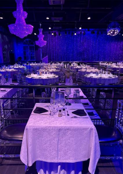 Formule déjeuner ou dîner spectacle Prestige (à partir d'octobre 2026)