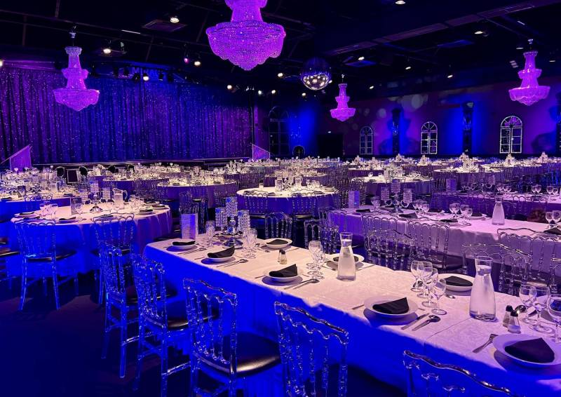 Formule déjeuner ou dîner spectacle Prestige (à partir d'octobre 2026)