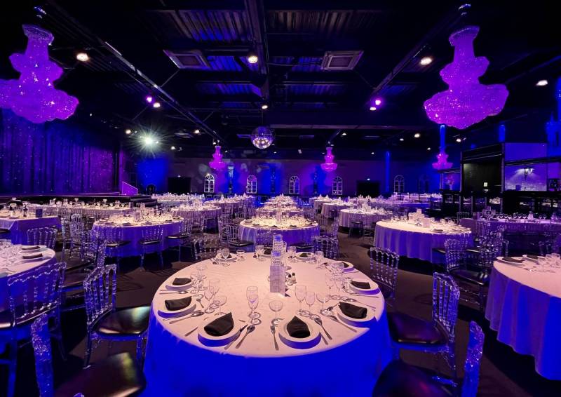 Formule déjeuner ou dîner spectacle Prestige (à partir d'octobre 2026)